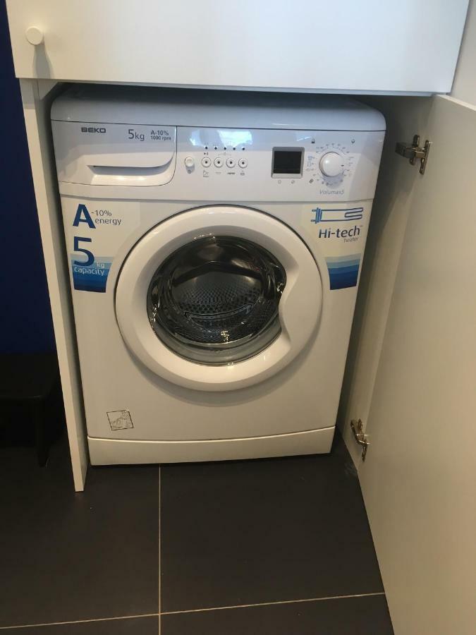 Apartament Chlodna Near To City Center Lägenhet Warszawa Exteriör bild
